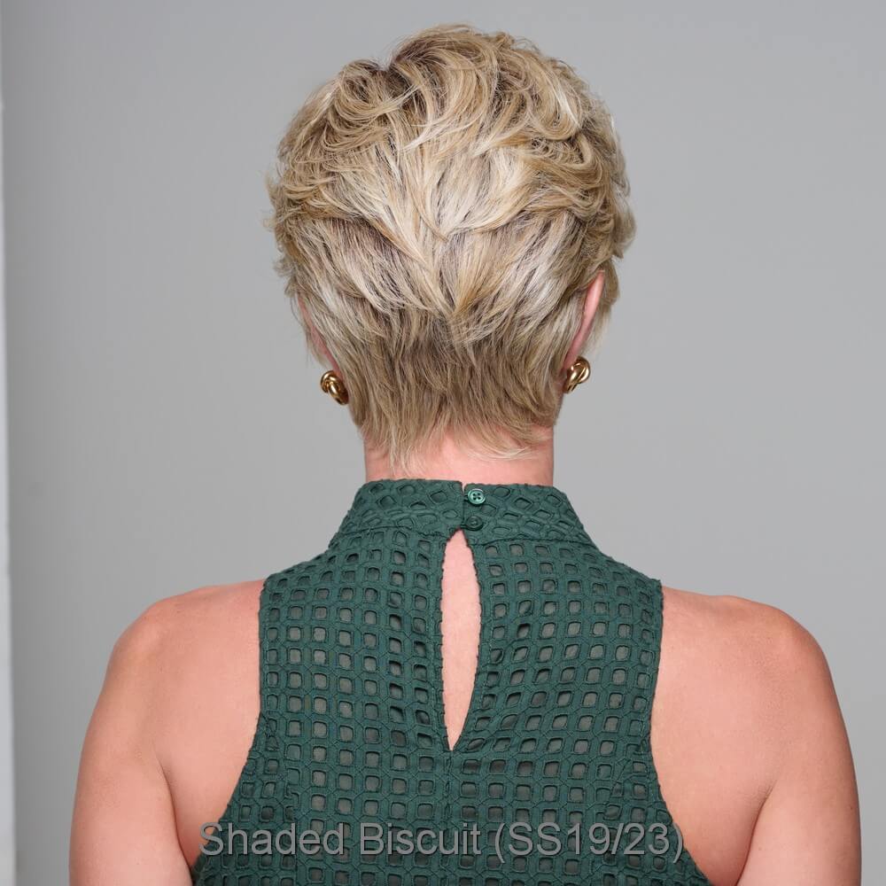 On The Cover by Raquel Welch wig in Shaded Biscuit (SS19/23) Image 4