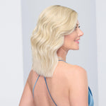 Load image into Gallery viewer, Big Spender by Raquel Welch wig in Shaded Iced Sweet Cream (SS16/22) Image 5

