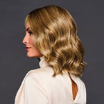 Load image into Gallery viewer, Bella Vida by Raquel Welch wig in Shaded Honey Pecan (SS11/25) Image 5
